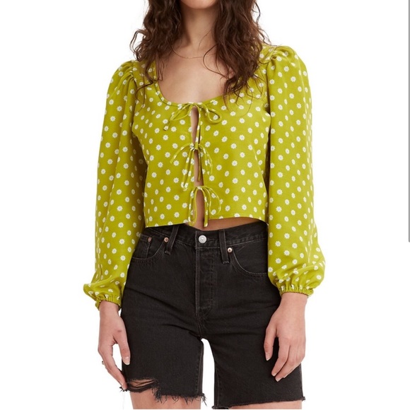 Levi's Tops - Levi’s daisy blouse puff sleeve